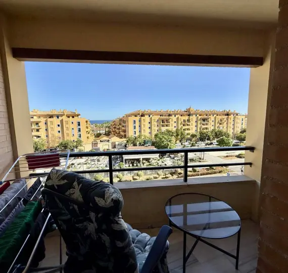 Sale of middle floor apartment in San Pedro de Alcántara