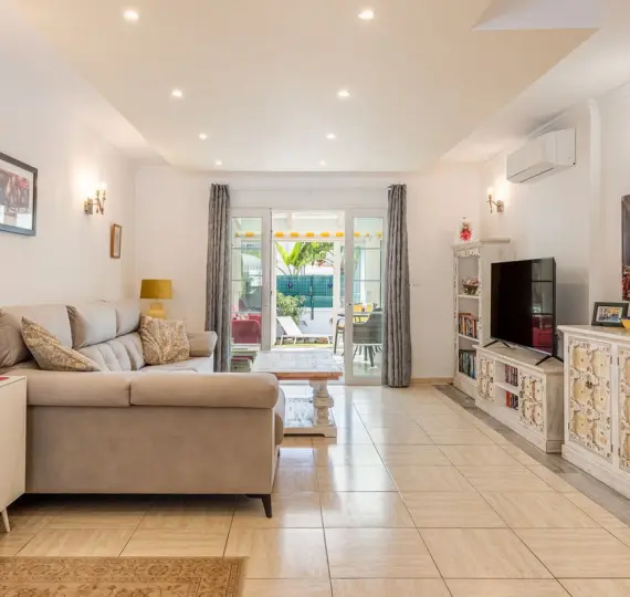 Sale of semi-detached house in Benamara