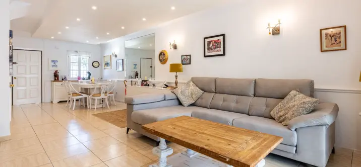 Sale of semi-detached house in Benamara 2