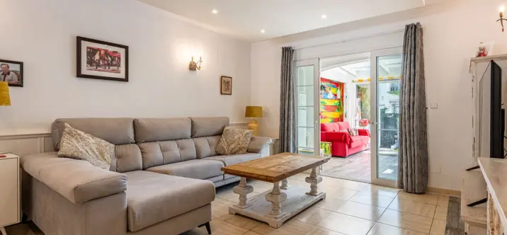 Sale of semi-detached house in Benamara 3