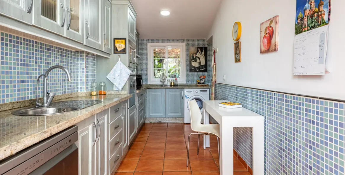 Sale of semi-detached house in Benamara 9