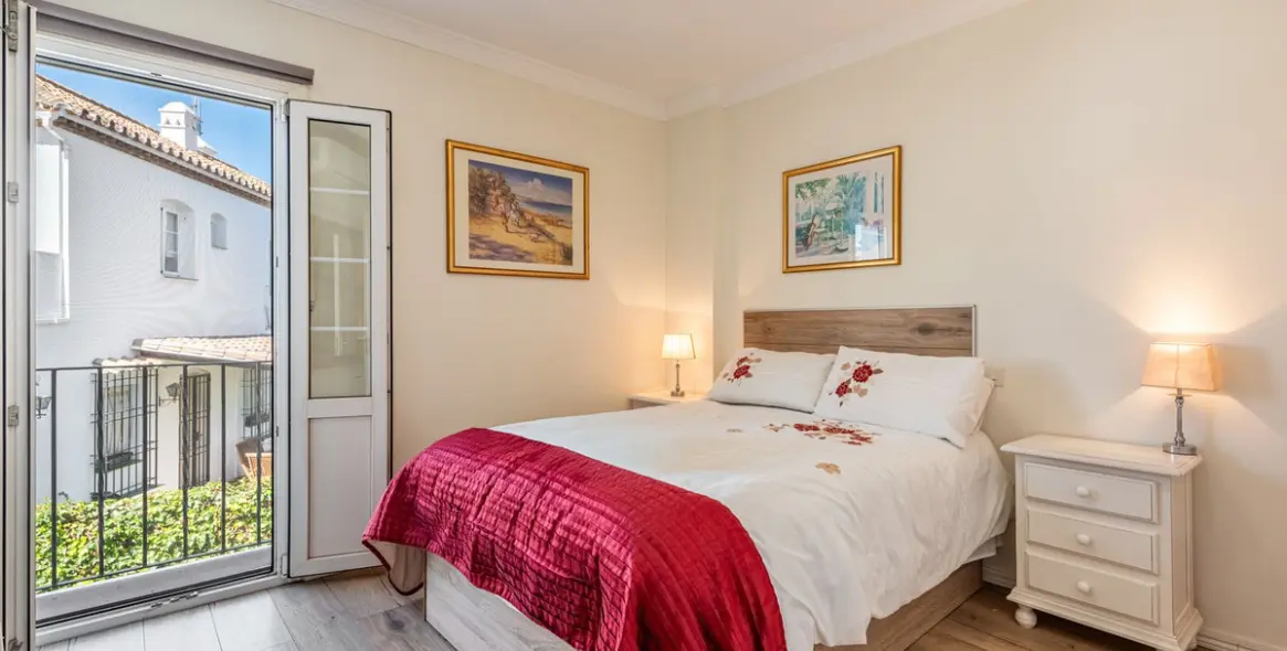 Sale of semi-detached house in Benamara 16