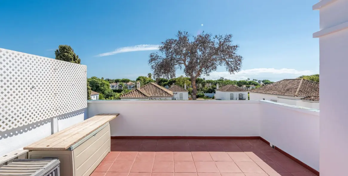 Sale of semi-detached house in Benamara 19