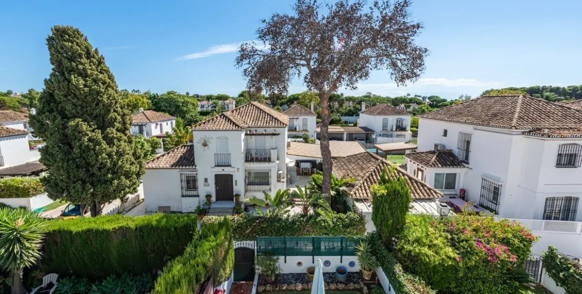 Sale of semi-detached house in Benamara 20