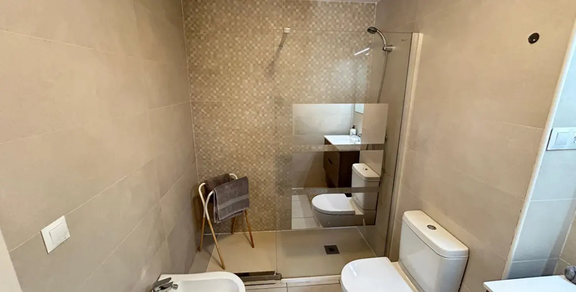 Sale of middle floor apartment in Nueva Andalucía 25