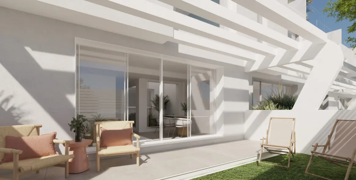 Sale of middle floor apartment in Estepona (district Estepona) 2