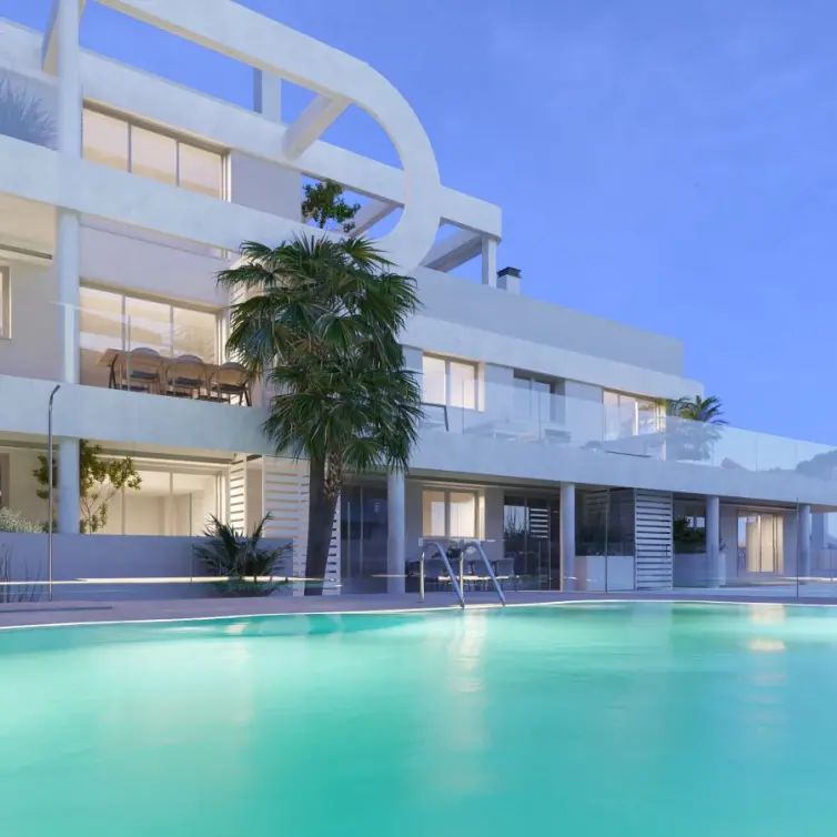 Sale of middle floor apartment in Estepona