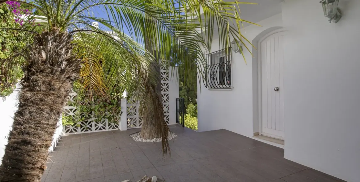 Продажа таунхауса в Calahonda 7