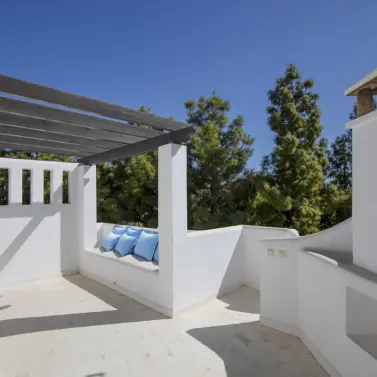 Sale of townhouse in Calahonda