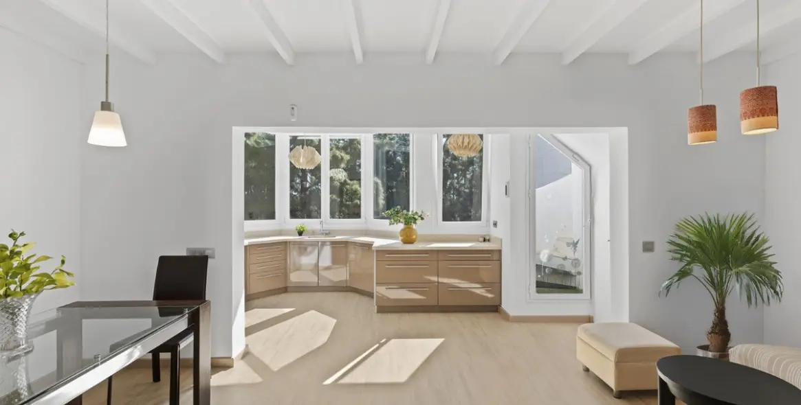 Sale of townhouse in Calahonda 8