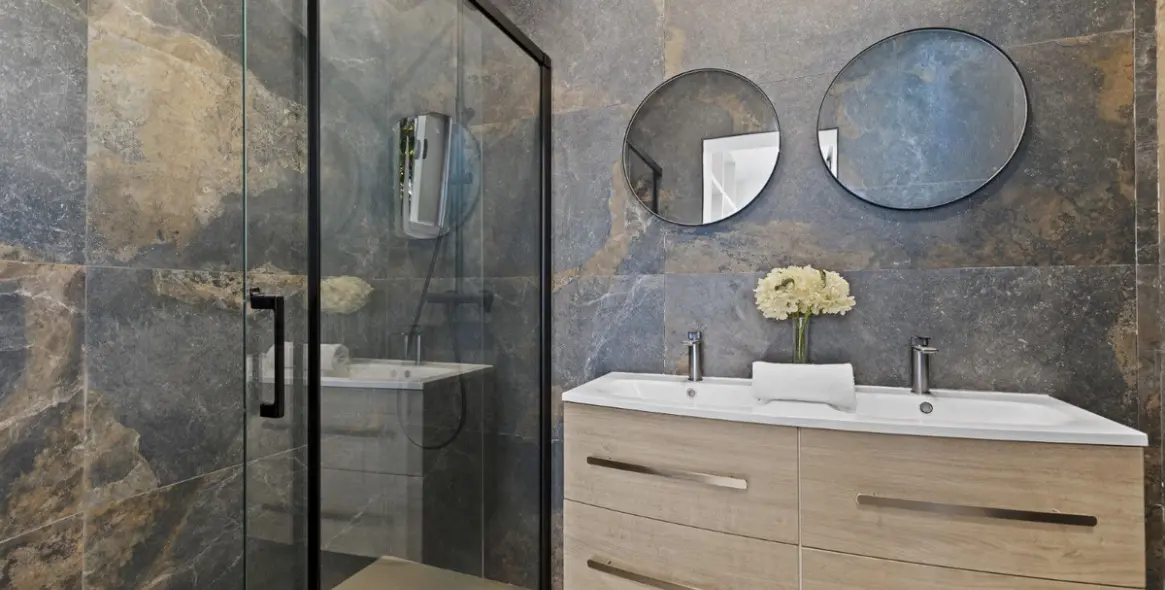 Sale of townhouse in Calahonda 20