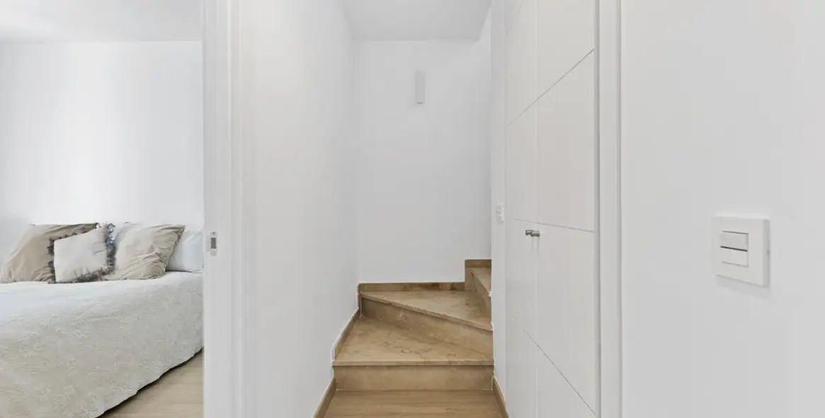 Продажа таунхауса в Calahonda 24