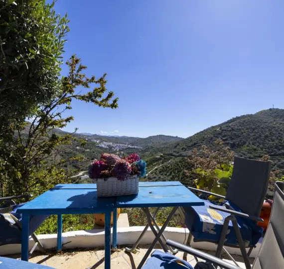 Sale of detached villa in Arenas