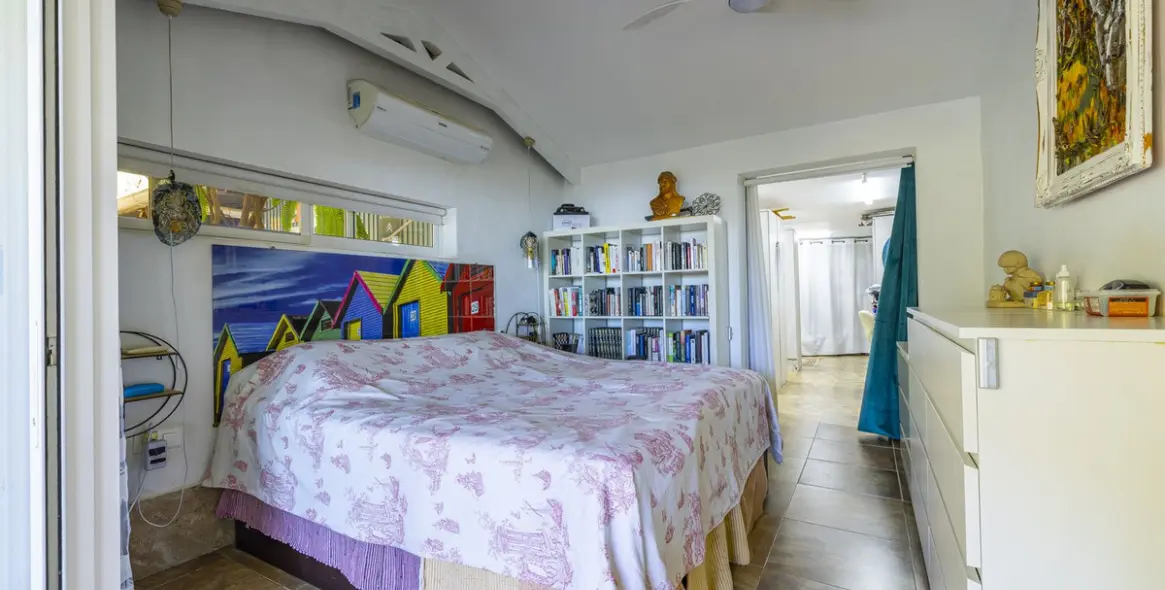 Sale of detached villa in Arenas 12