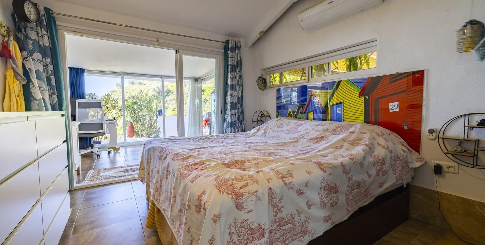 Sale of detached villa in Arenas 13