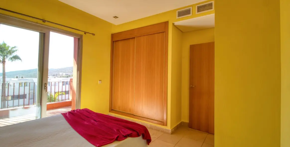 Sale of townhouse in Manilva 15