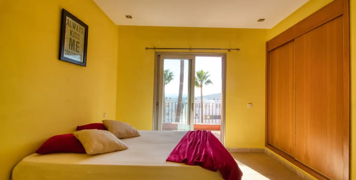 Sale of townhouse in Manilva 16