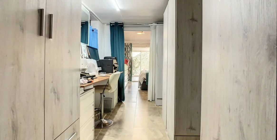 Sale of detached villa in Arenas 17