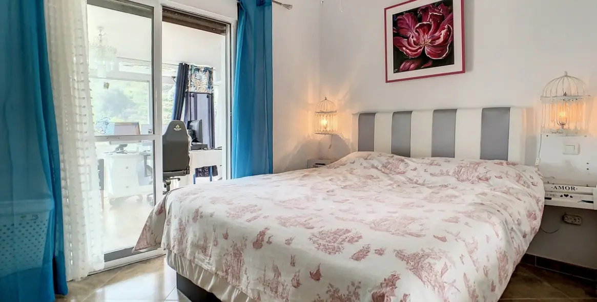 Sale of detached villa in Arenas 41