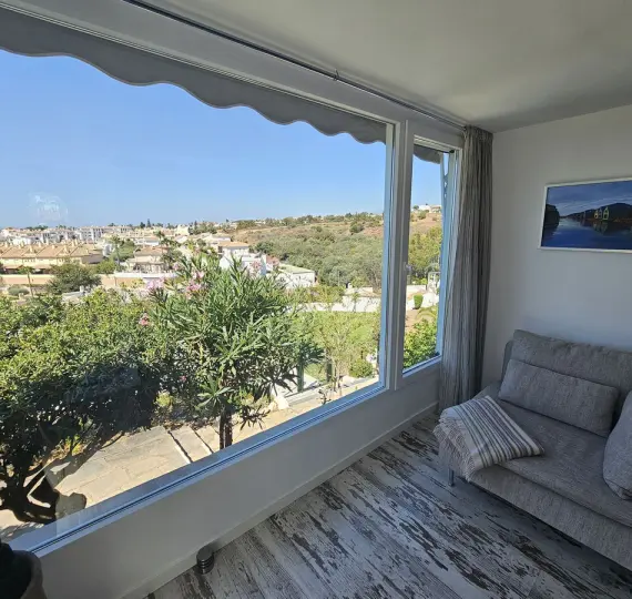 Sale of detached villa in Calypso