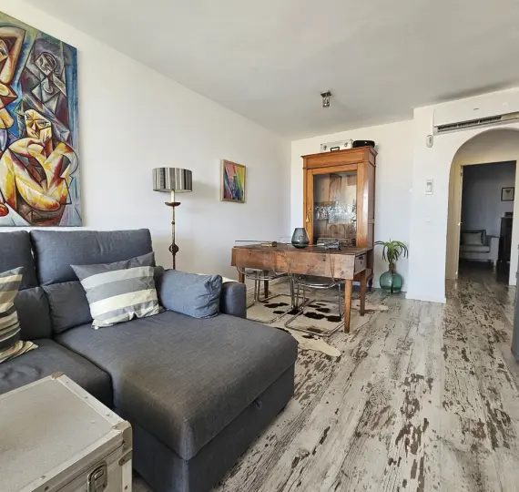 Sale of detached villa in Calypso