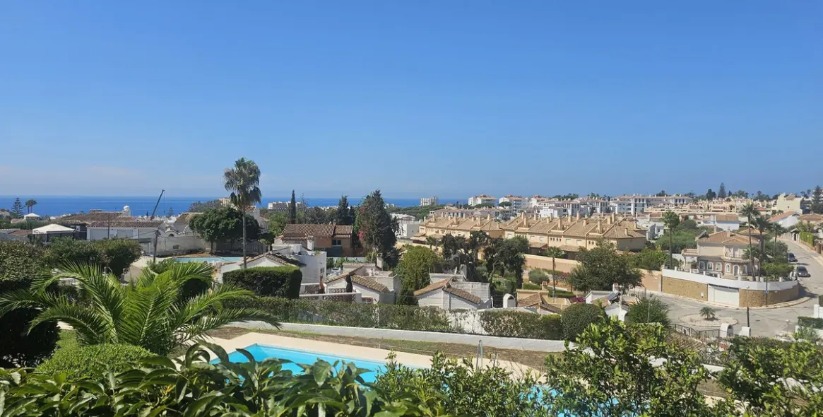 Sale of detached villa in Calypso 19