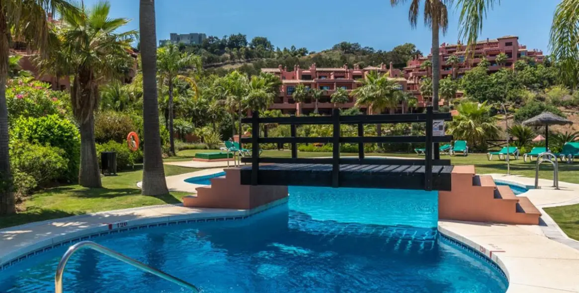 Sale of ground floor apartment in La Mairena 1