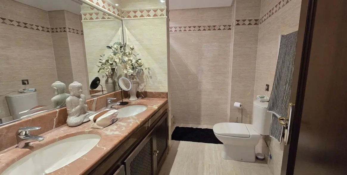 Sale of ground floor apartment in La Mairena 10