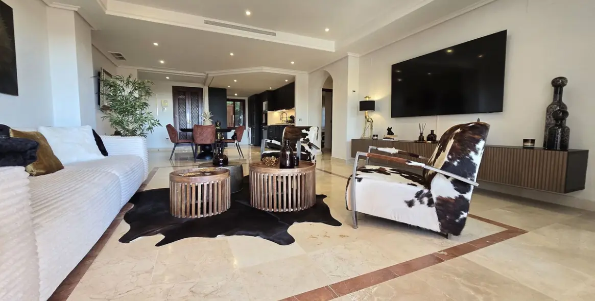 Sale of ground floor apartment in La Mairena 13