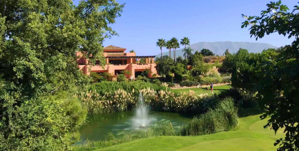 Продажа апартаментов на первом этаже в La Mairena 37