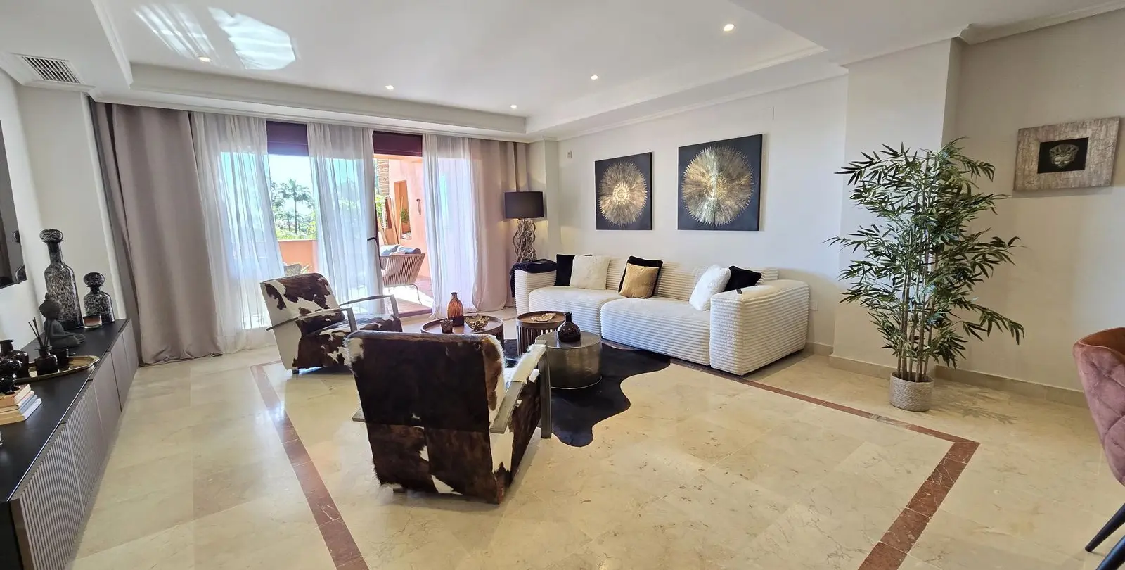 Sale of ground floor apartment in La Mairena 3