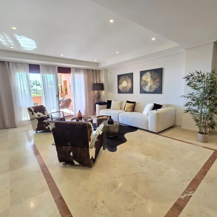 Sale of ground floor apartment in La Mairena