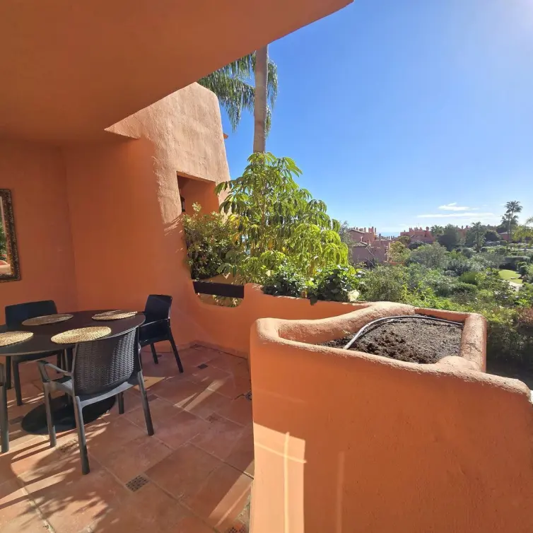 Sale of ground floor apartment in La Mairena