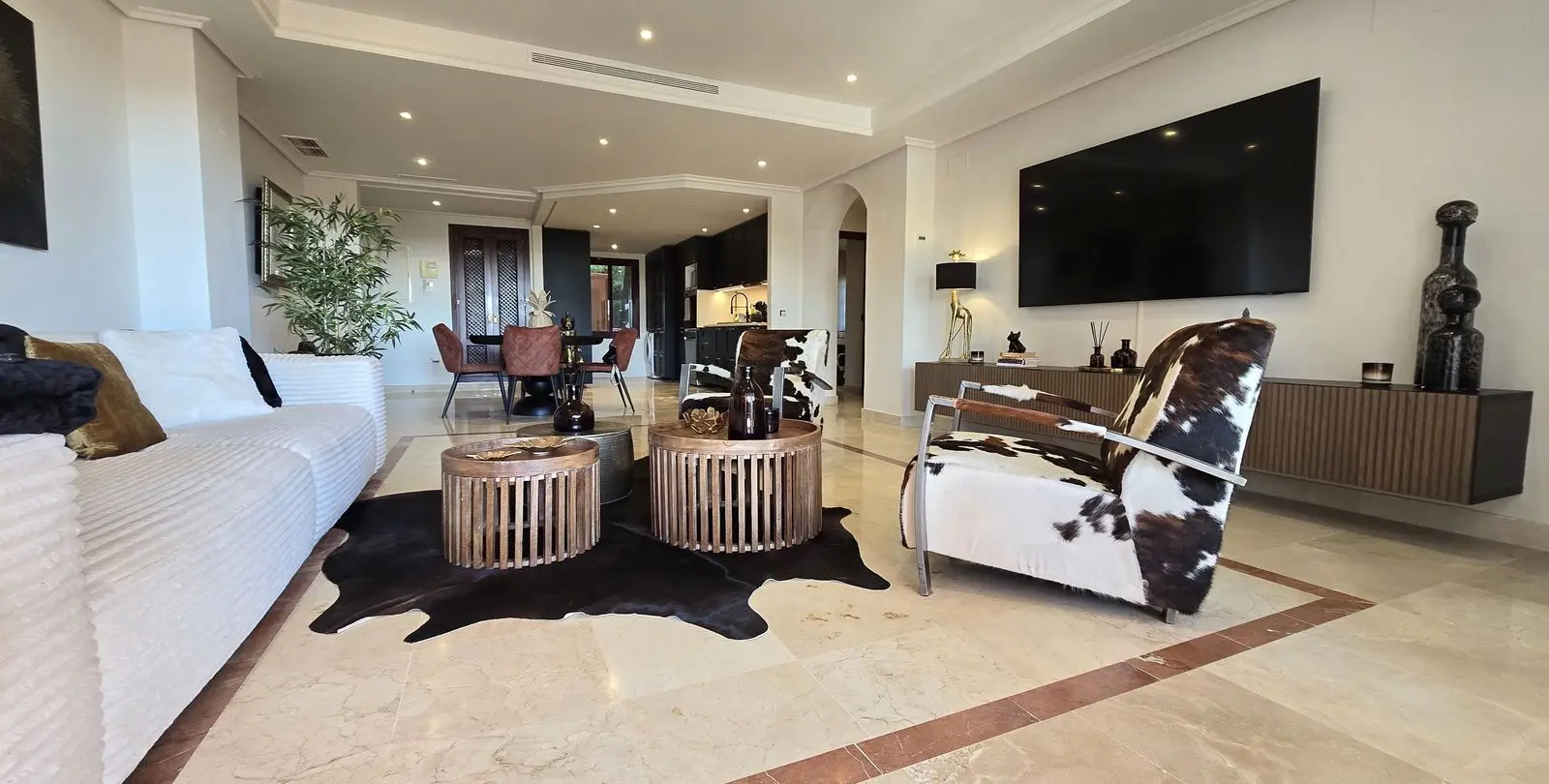 Sale of ground floor apartment in La Mairena 15