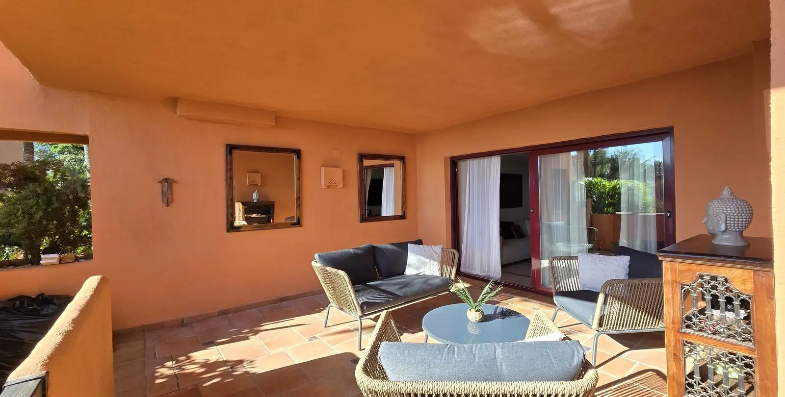Sale of ground floor apartment in La Mairena 21