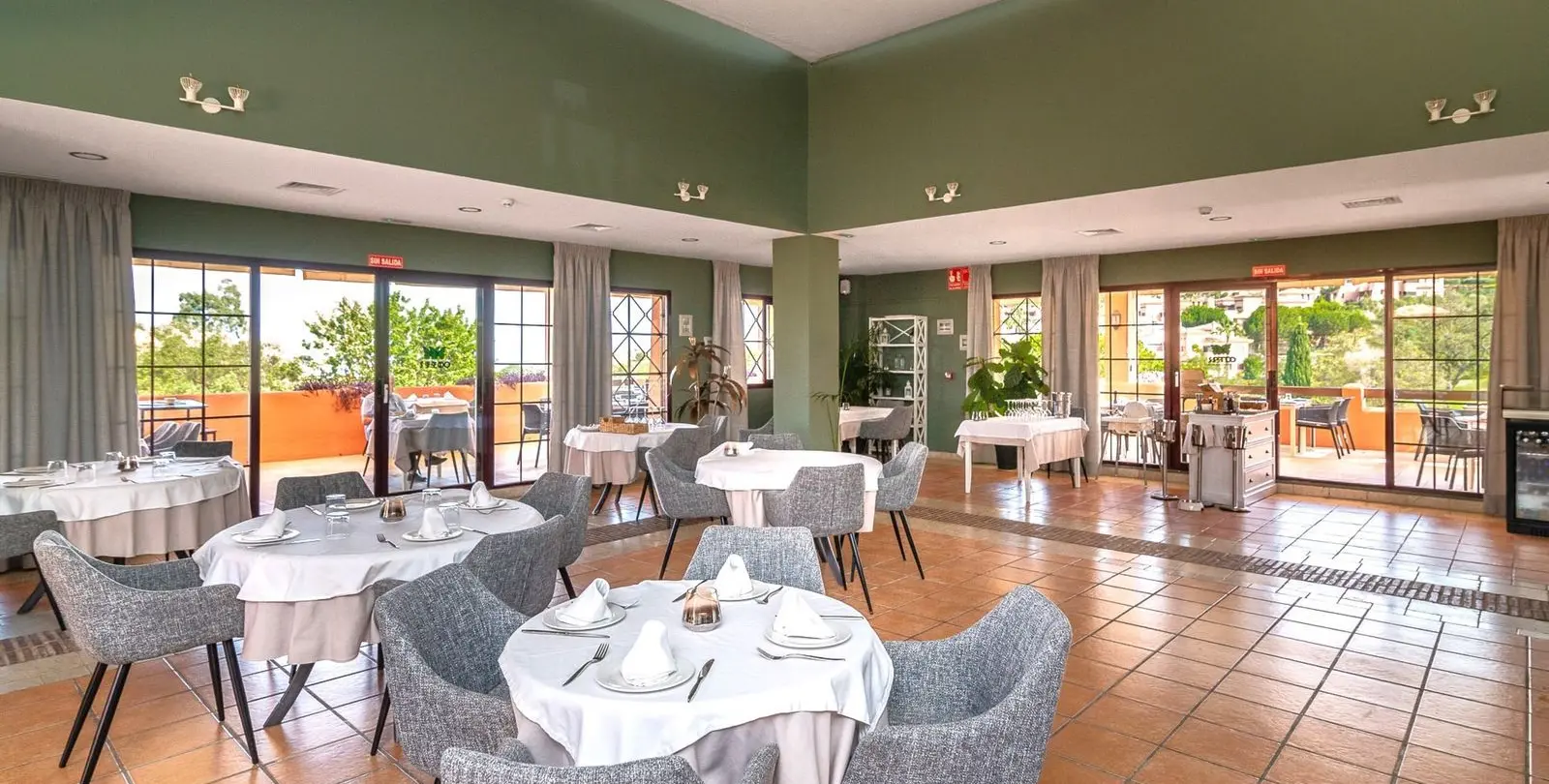 Sale of ground floor apartment in La Mairena 45