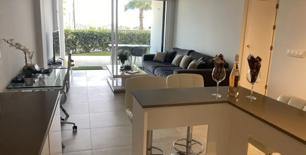 Sale of ground floor apartment in La Cala de Mijas 5