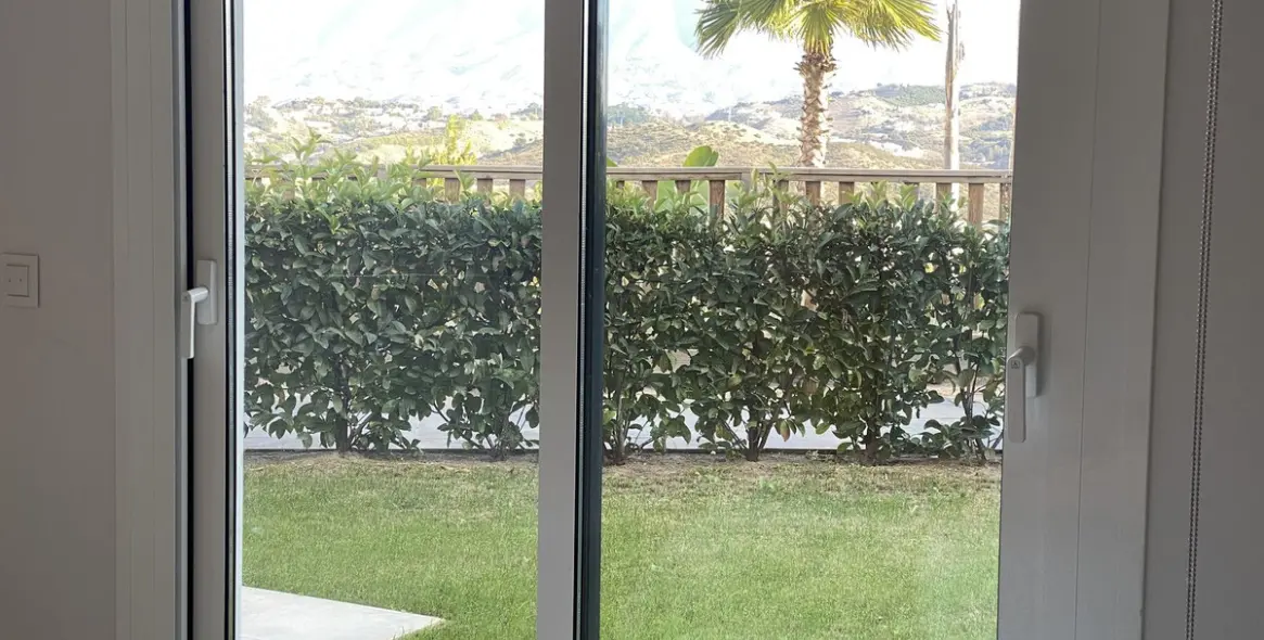 Sale of ground floor apartment in La Cala de Mijas 13