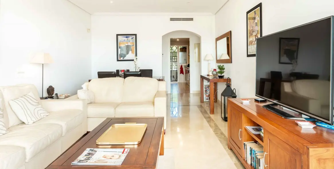Sale of penthouse in Los Arqueros 13