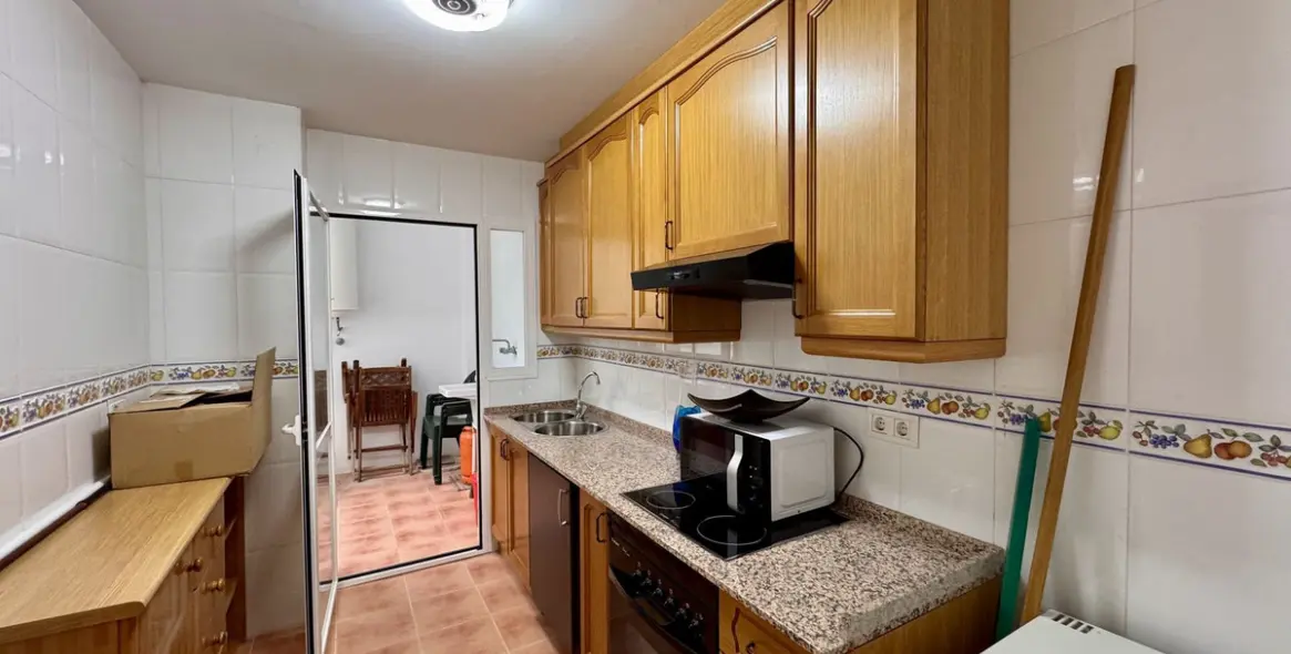 Sale of penthouse duplex in Estepona 16