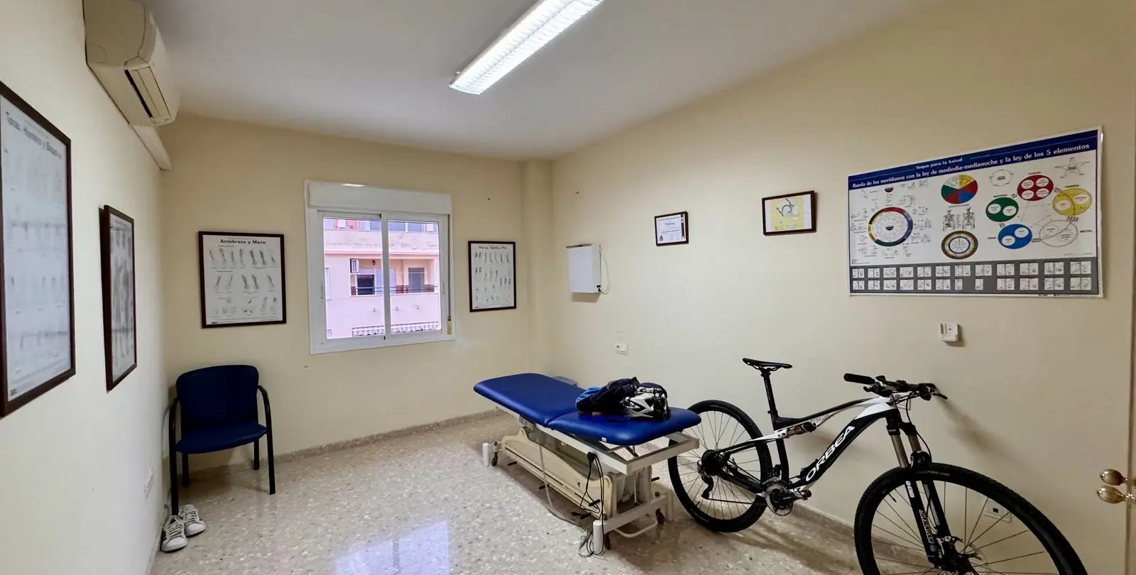 Venta de ático dúplex en Estepona 14