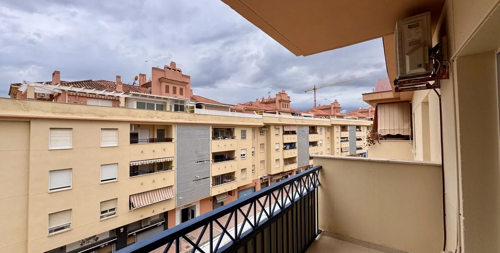 Venta de ático dúplex en Estepona 23