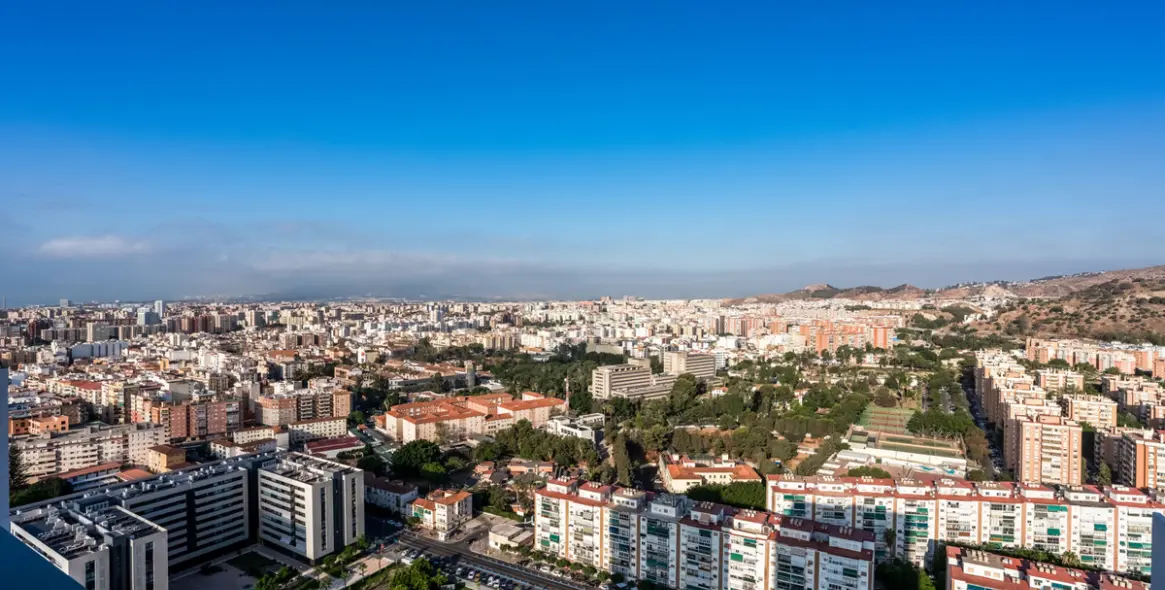 Продажа апартаментов на среднем этаже в Málaga 29