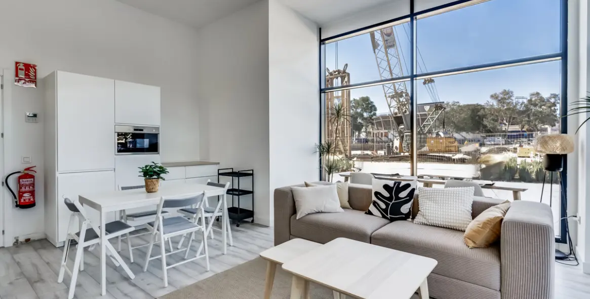 Продажа апартаментов на среднем этаже в Málaga 32