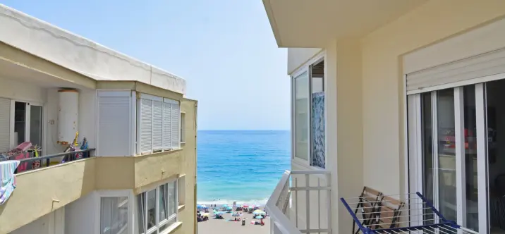 Продажа апартаментов на среднем этаже в Fuengirola 0