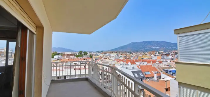 Продажа апартаментов на среднем этаже в Fuengirola 1