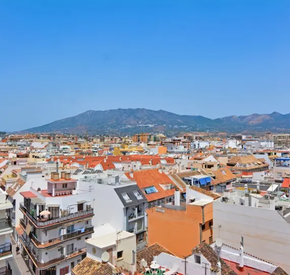 Продажа апартаментов на среднем этаже в Fuengirola