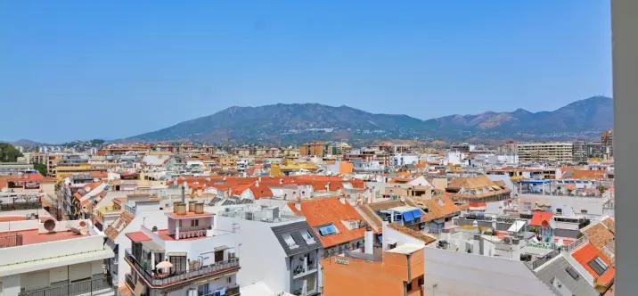 Продажа апартаментов на среднем этаже в Fuengirola 3