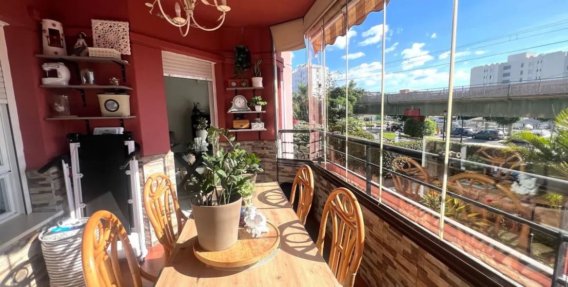 Продажа апартаментов на среднем этаже в Los Boliches 1