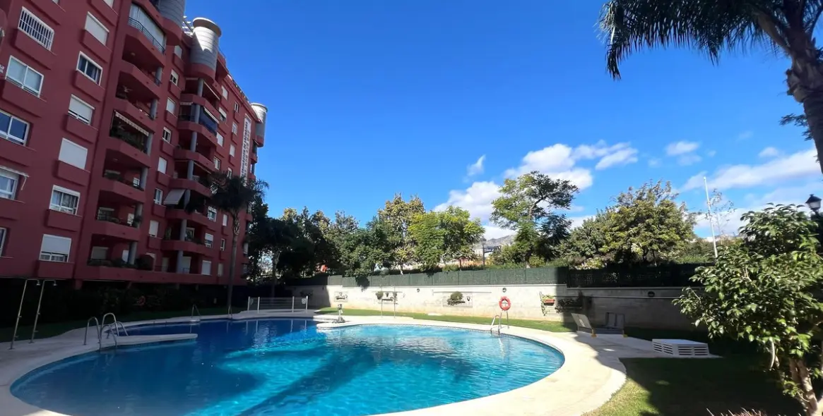 Продажа апартаментов на среднем этаже в Los Boliches 4